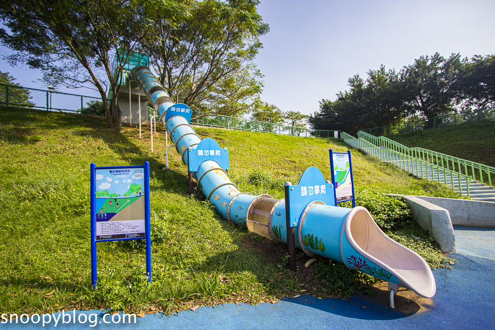 台北特色公園,台北親子景點,林口一日遊,林口兒童足球場,林口特色公園,林口親子景點