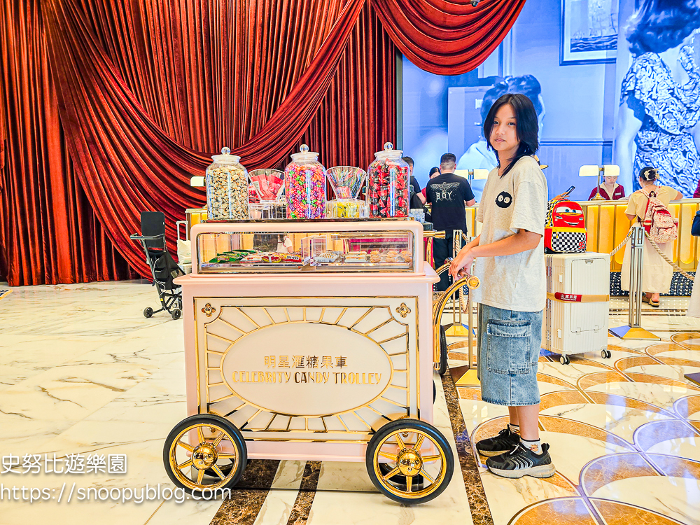 澳門新濠影滙酒店|澳門親子旅遊住宿推薦~水上樂園、滿紛樂園、影滙之星8字摩天輪,澳門必看水舞間 @史努比遊樂園 @史努比遊樂園