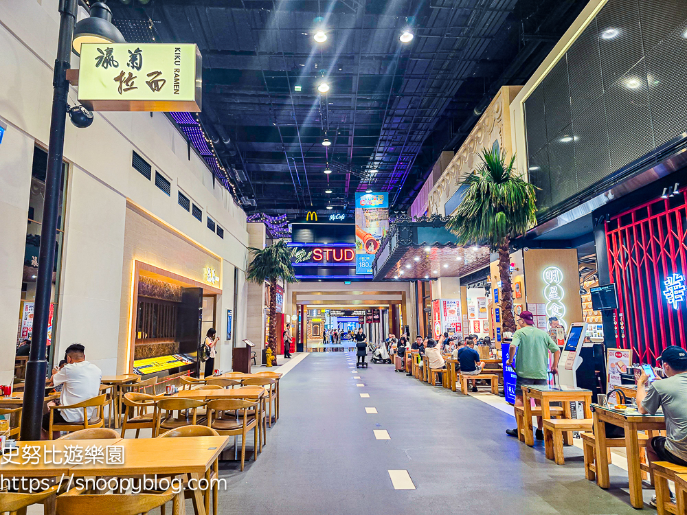 澳門新濠影滙酒店|澳門親子旅遊住宿推薦~水上樂園、滿紛樂園、影滙之星8字摩天輪,澳門必看水舞間 @史努比遊樂園 @史努比遊樂園