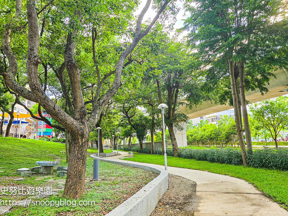 台中豐原翁明公園|全新貓頭鷹主題遊戲場,超高滑梯、沙坑一次玩,台中親子景點 @史努比遊樂園 @史努比遊樂園