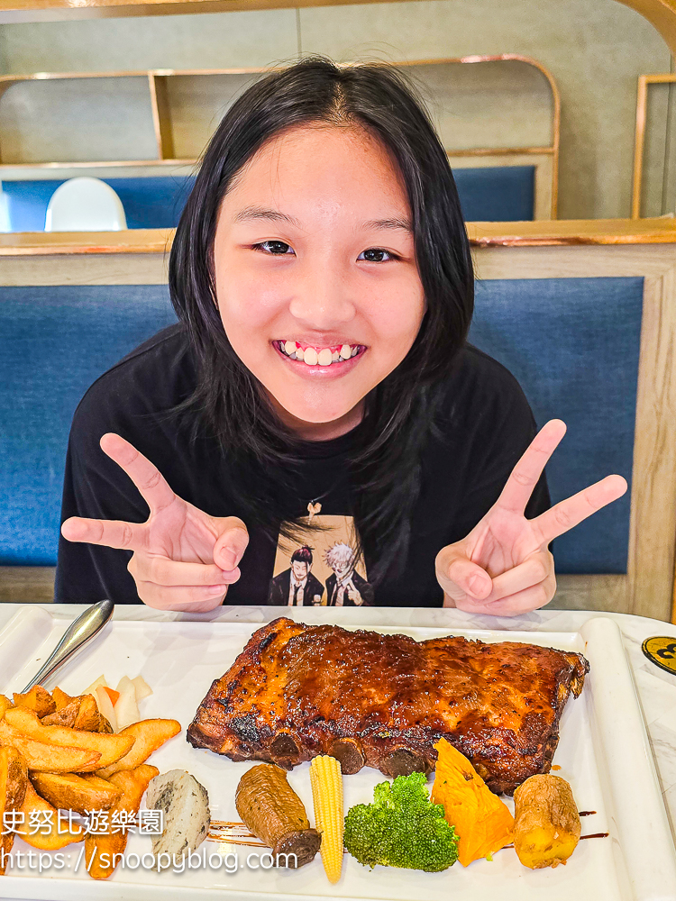 台中想窩11餐旅館|台中親子住宿、800坪室內外遊樂園、美食餐廳、汗蒸幕體驗,住一晚玩滿兩天 @史努比遊樂園 @史努比遊樂園