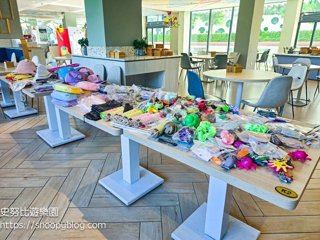 台中想窩11餐旅館|台中親子住宿、800坪室內外遊樂園、美食餐廳、汗蒸幕體驗,住一晚玩滿兩天 @史努比遊樂園 @史努比遊樂園