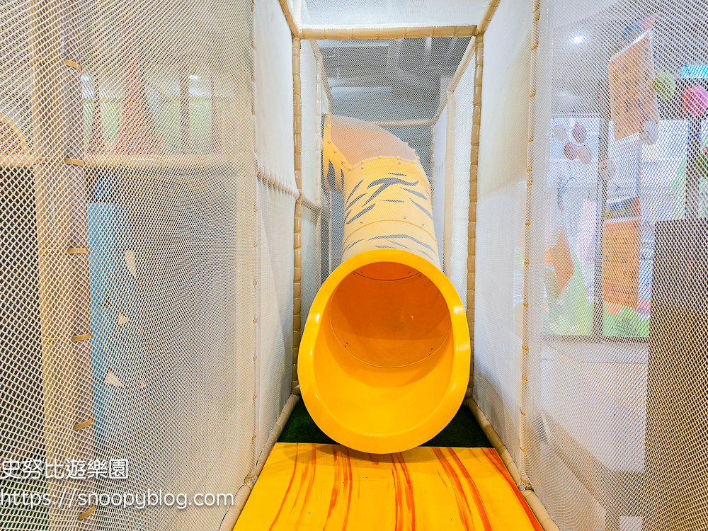 日月潭魯魯札札咖啡親子館|伊達邵親子餐廳,用完餐直接玩12大主題遊戲區,超跑、沙池、小火車、家家酒… @史努比遊樂園 @史努比遊樂園