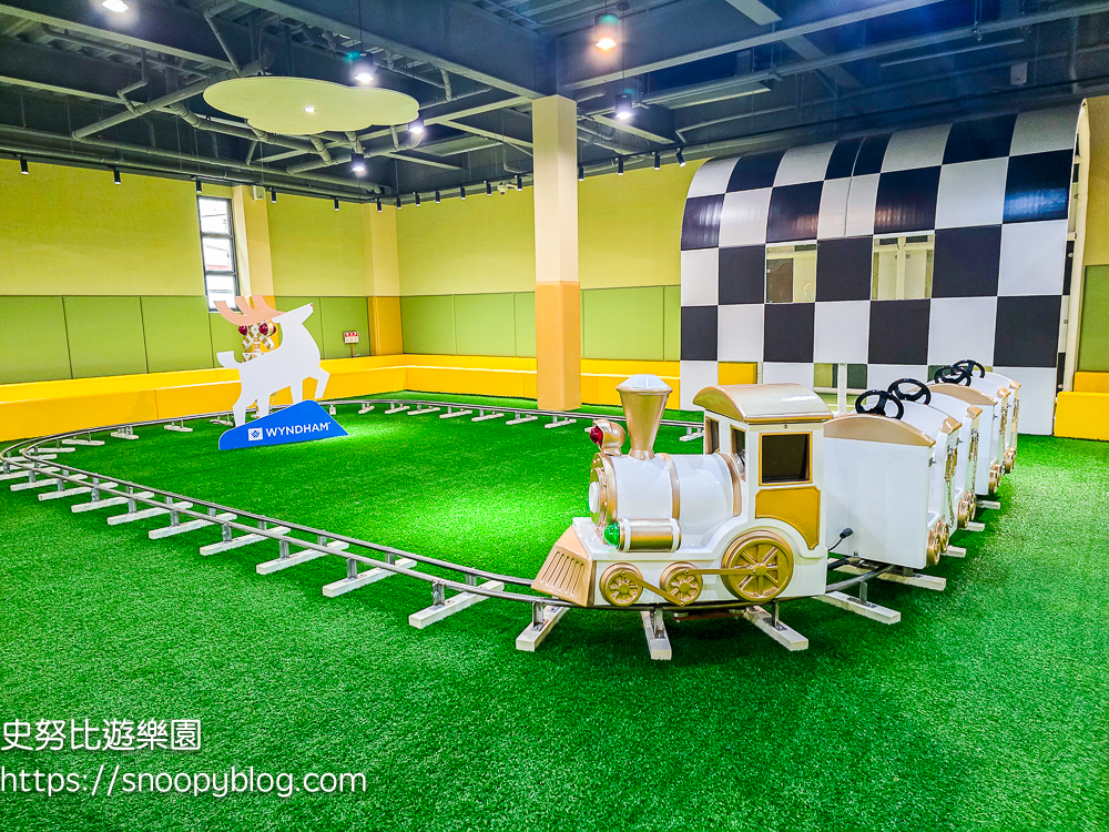 日月潭魯魯札札咖啡親子館|伊達邵親子餐廳,用完餐直接玩12大主題遊戲區,超跑、沙池、小火車、家家酒… @史努比遊樂園 @史努比遊樂園