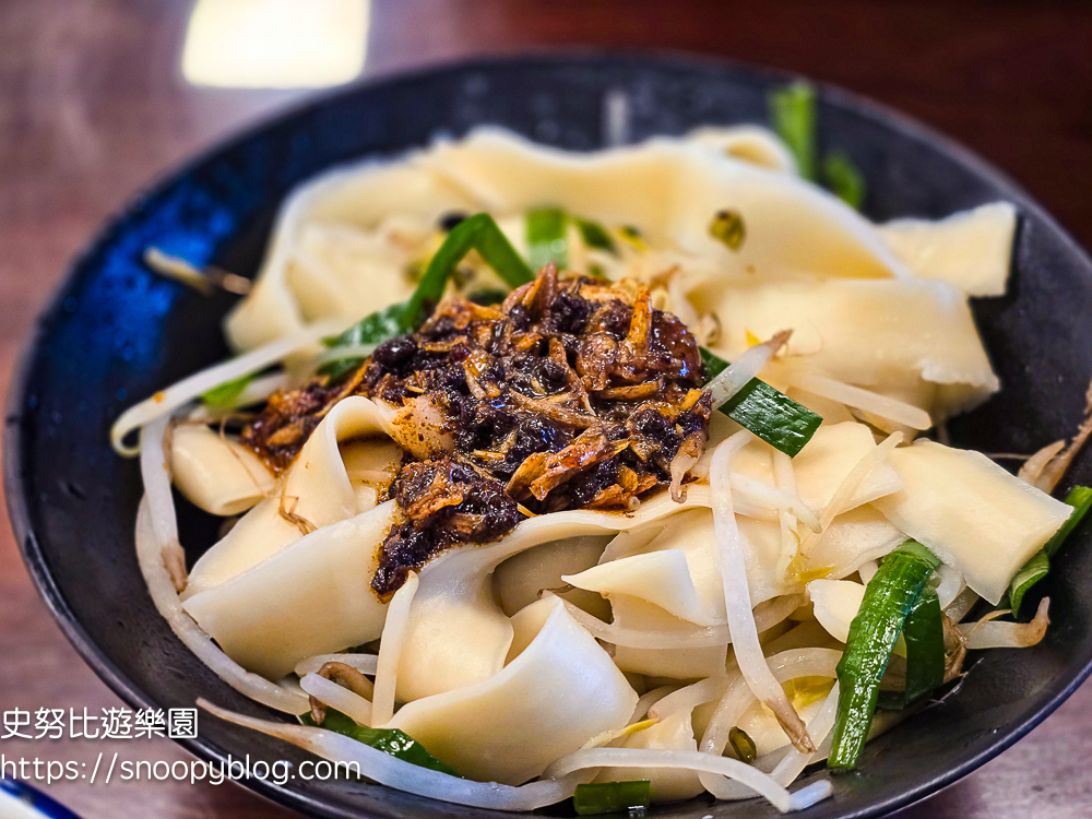 大鼎夏荷麵食館埔里店|埔里牛肉麵推薦,古色古香禪意庭園+豆花免費吃 @史努比遊樂園 @史努比遊樂園