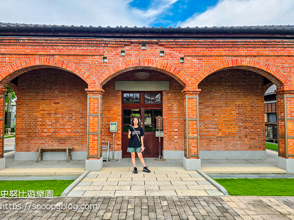 臺灣鳳梨工場|高雄大樹景點~免費參觀百年鳳梨罐頭工場,復古老建築超好拍 @史努比遊樂園 @史努比遊樂園
