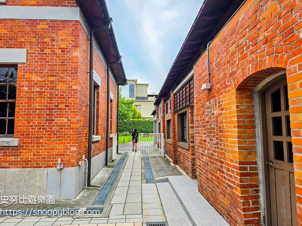 臺灣鳳梨工場|高雄大樹景點~免費參觀百年鳳梨罐頭工場,復古老建築超好拍 @史努比遊樂園 @史努比遊樂園