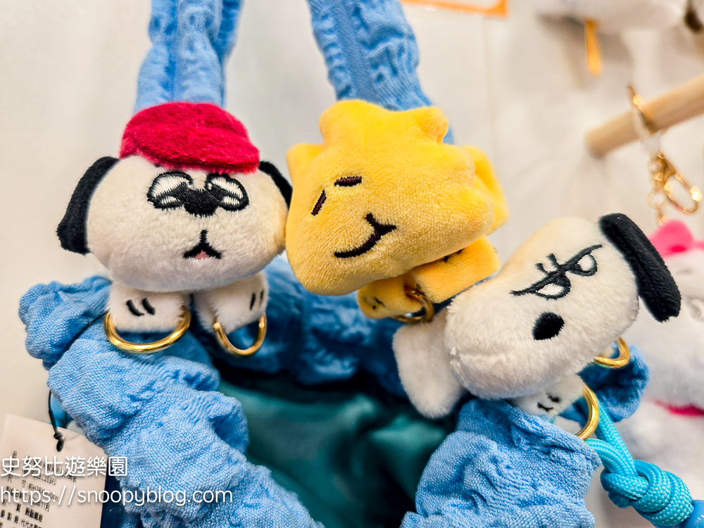 Snoopy Daynest|西門町史努比專賣店!三層樓周邊商品、燙布貼DIY、拍貼機一次玩 @史努比遊樂園 @史努比遊樂園