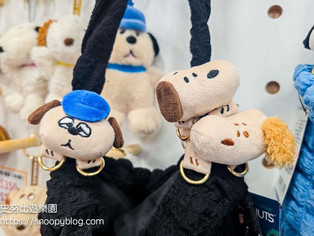 Snoopy Daynest|西門町史努比專賣店!三層樓周邊商品、燙布貼DIY、拍貼機一次玩 @史努比遊樂園 @史努比遊樂園