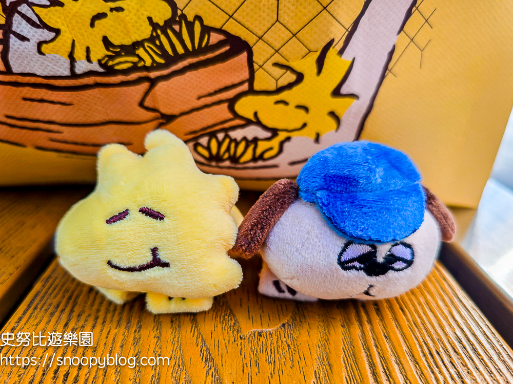 Snoopy Daynest|西門町史努比專賣店!三層樓周邊商品、燙布貼DIY、拍貼機一次玩 @史努比遊樂園 @史努比遊樂園