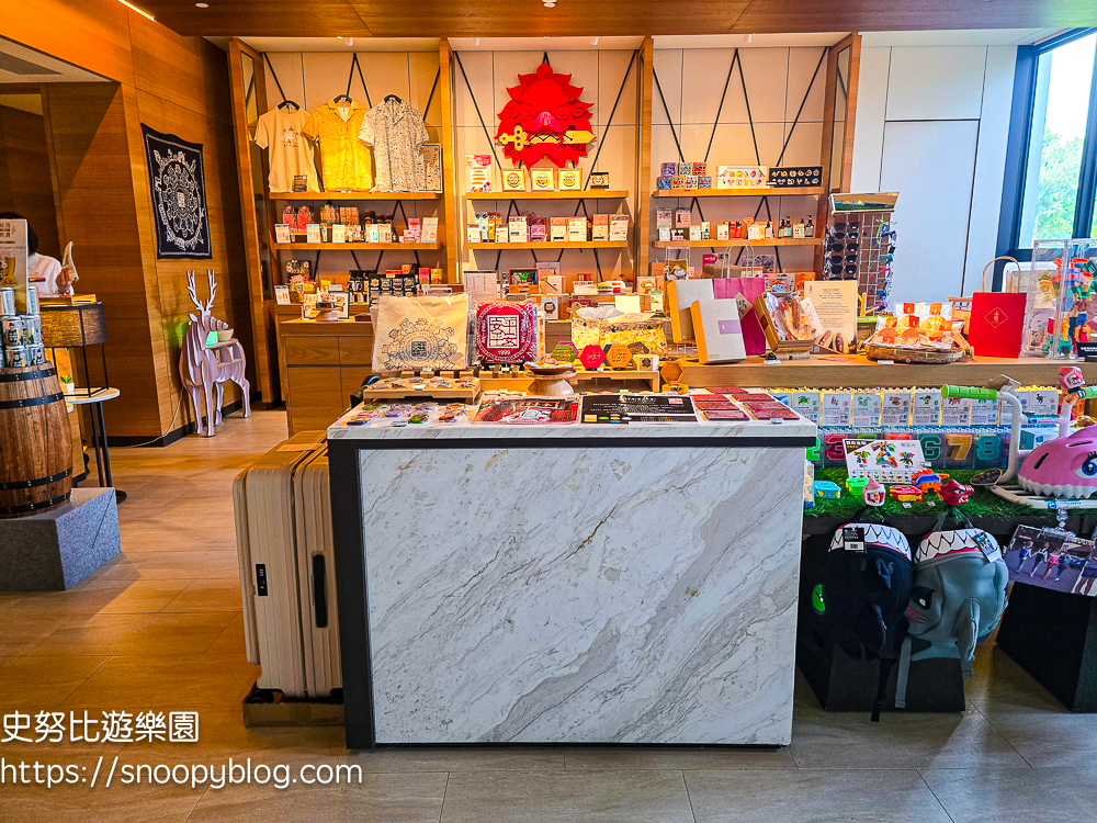 台南大員皇冠假日酒店|台南安平飯店推薦,室內溫水泳池、兒童遊戲室、三溫暖,早餐滿滿台南特色美食太幸福 @史努比遊樂園 @史努比遊樂園
